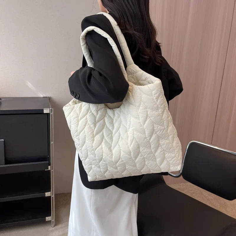 Large Capacity Soft Underarm Shoulder Bag for Women Spring Trend Fashion Design Cloth Handbags Female Travel Shopper Tote Bags - Image 2