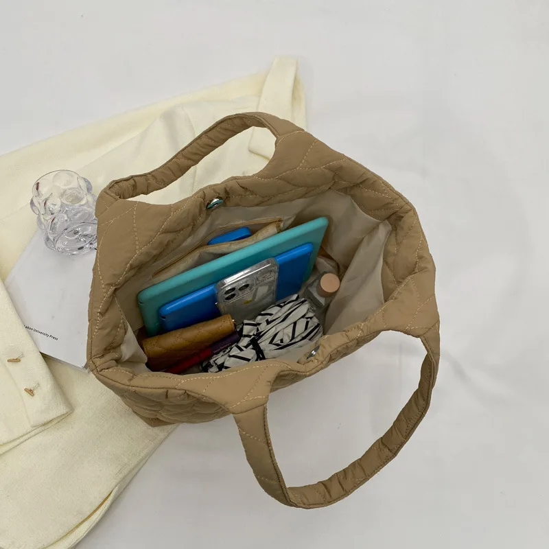 Large Capacity Soft Underarm Shoulder Bag for Women Spring Trend Fashion Design Cloth Handbags Female Travel Shopper Tote Bags - Image 5